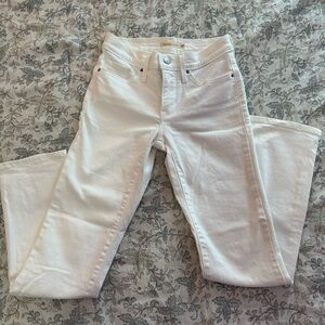 NWOT Levi's Women's White Jeans